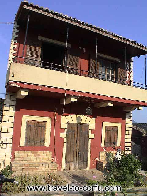 HOME AT PELEKAS - The especial architecture of this house attracts the look of the visitors.