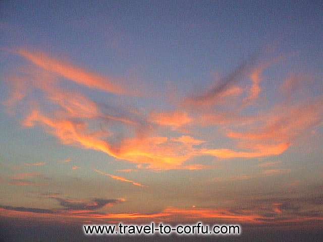 AGIOS GEORGIOS - A sky full of colours...