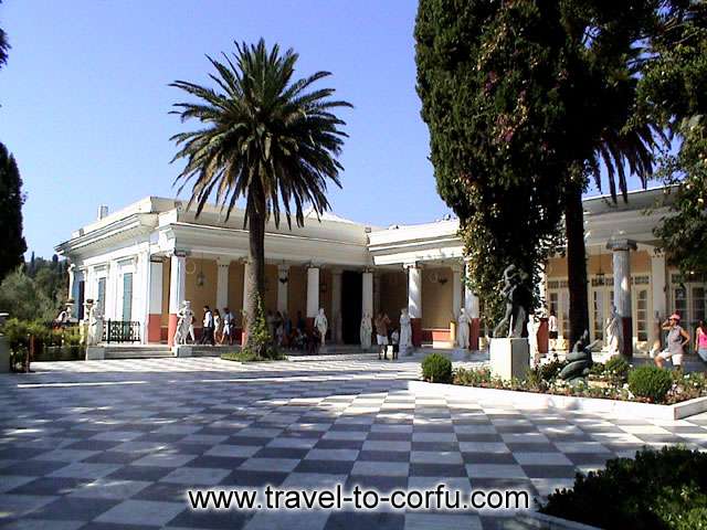 A panoramic view of the Ionic peristyle that is decorated with the busts of philosophers and the statues of the nine Muses.
 CORFU PHOTO GALLERY - ACHILLION PERISTYLIO