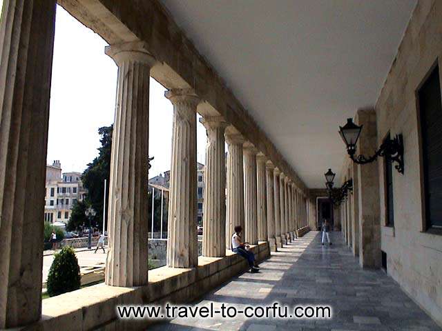 The building is georgian style and its decorate impress every visitor. CORFU PHOTO GALLERY - ANAKTORA - SAINT MICHAEL AND GEORGE PALACE